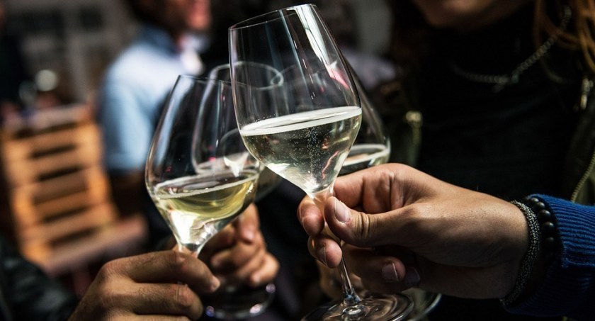 POWIAT KONECKI. Ile wydaliśmy na alkohol w 2021 roku?