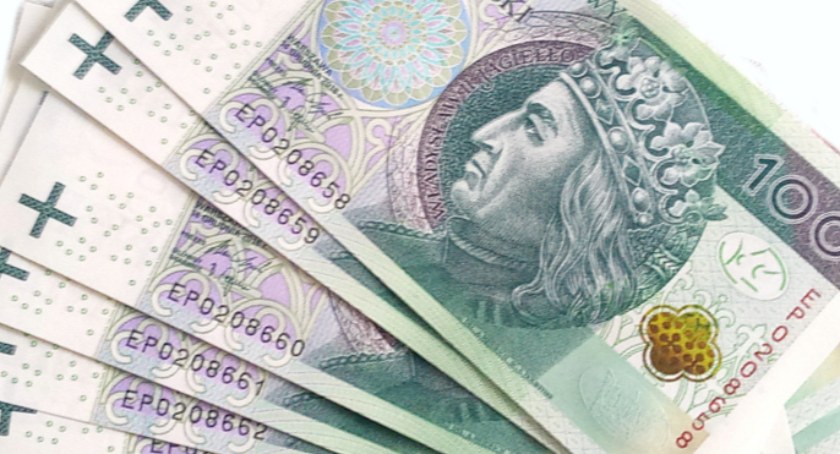 RADOSZYCE. FAŁKÓW. Będą krzewić kulturę fizyczną za gminne pieniądze