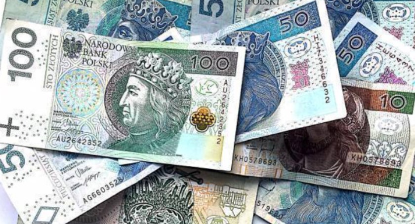 Ile pieniędzy dostaną emeryci i renciści po 1 marca?