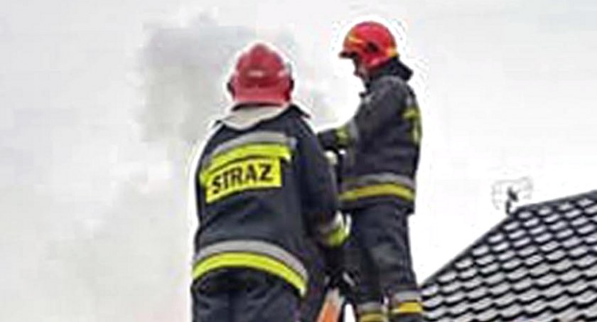 W Pijanowie w budynku mieszkalnym paliły się sadze w kominie