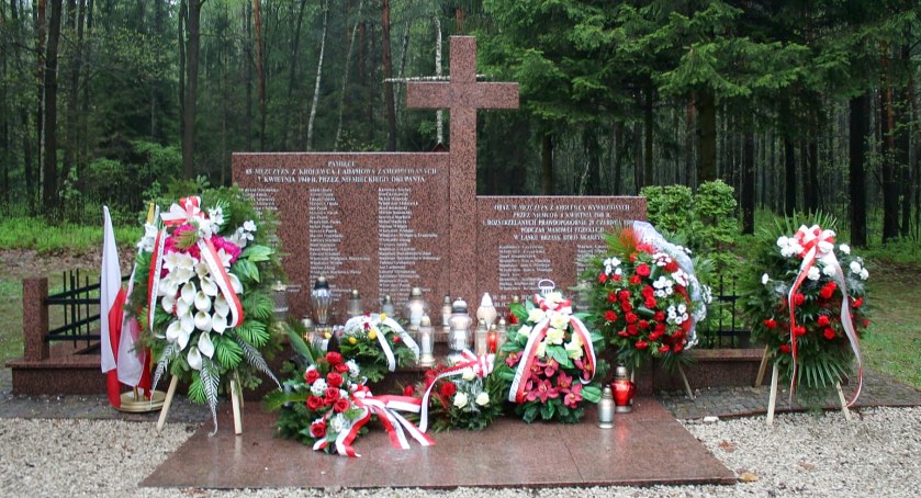 W gminie Smyków pamiętają o niemieckich mordach z II wojny światowej