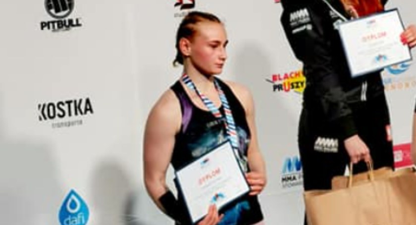 Konecczanka z wicemistrzowskim tytułem Mistrzostw MMA