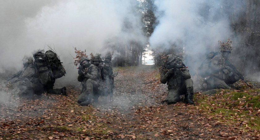 W gminie Gowarczów trwa operacja wojskowa