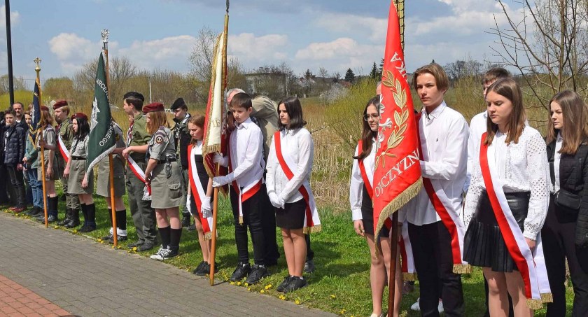 KOŃSKIE. Hołd w Alei Katyńskiej [ZDJĘCIA]