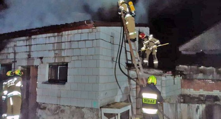 ŚWIERCZÓW. W pożarze domu zginął mężczyzna