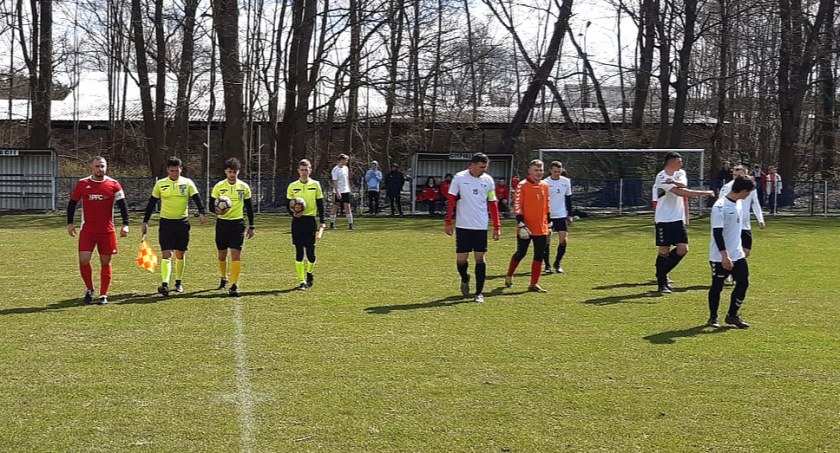Koneckie drużyny w majowe święto odrobiły zaległość w Klasie B