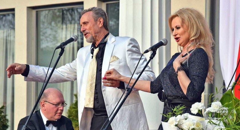 Końskie w majowym nastroju. Koncert wokalistów operowych [ZDJĘCIA]