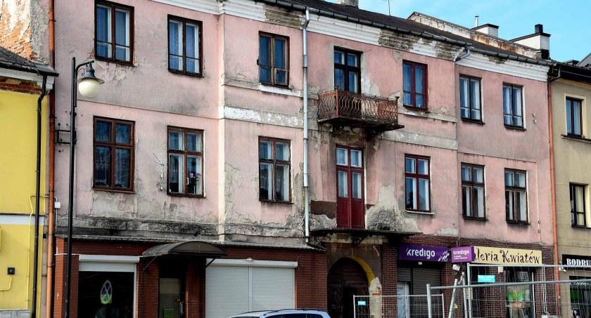 Gmina Końskie dopłaci do renowacji elewacji budynków w centrum [ZDJĘCIA]