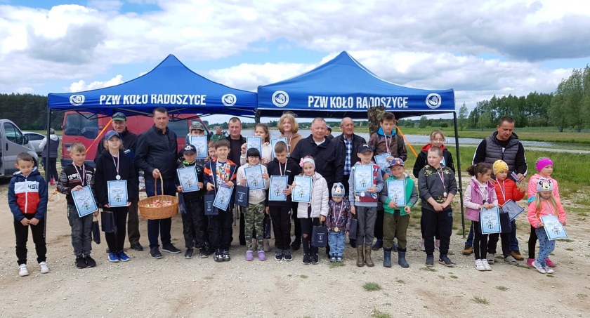 W Radoszycach nad Zalewem Antoniów rywalizowali najmłodsi wędkarze