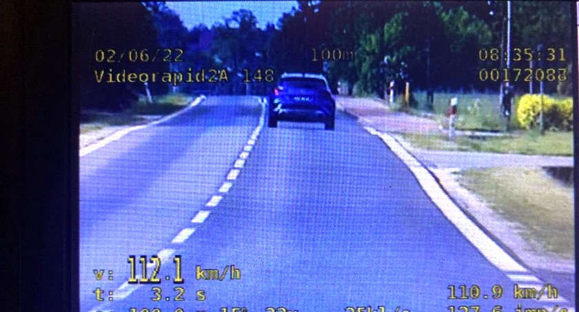 KAMIENNA WOLA, GOWARCZÓW. Skoda i kia za szybko, kierowca na gazie