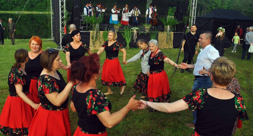 GMINA KOŃSKIE. Koła Gospodyń Wiejskich tradycję toczą... kołem [ZDJĘCIA]