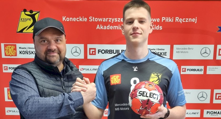 Działacze KSSPR Końskie rozpoczęli tydzień transferowy