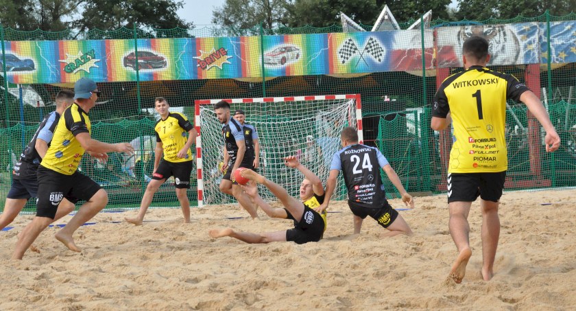 Dni Końskich na... boisku plażowym do piłki ręcznej [ZDJĘCIA]