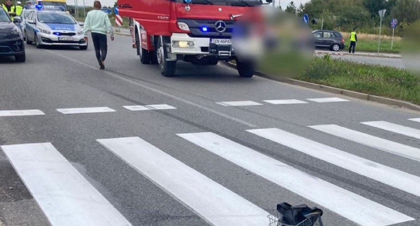 KOŃSKIE. Rowerzysta poniósł śmierć pod kołami fiata