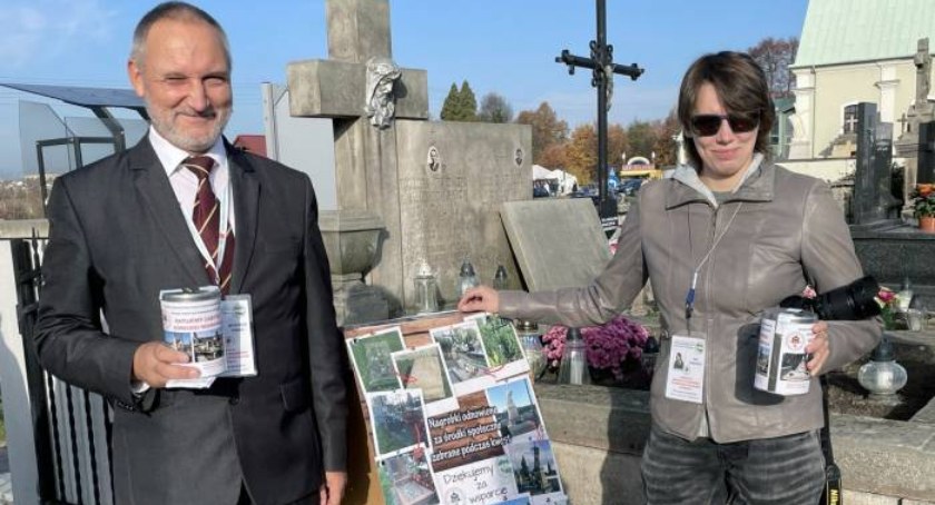 Znamy rezultat kwesty na odnawianie cmentarnych zabytków w Końskich