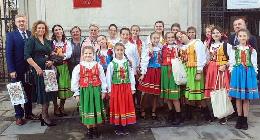 Królewiaczki w Warszawie. Żywiołowy koncert rodzimego zespołu [ZDJĘCIA]