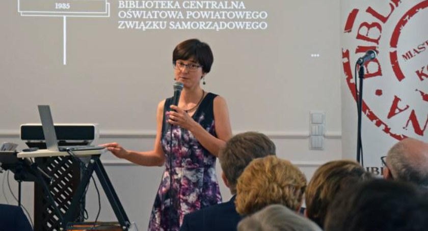 Sto lat temu rodziła się konecka biblioteka