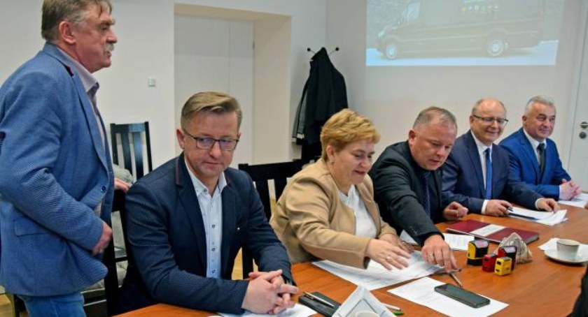 W powiecie koneckim przybywa linii autobusowych w komunikacji międzygminnej. Zobacz stare i nowe trasy