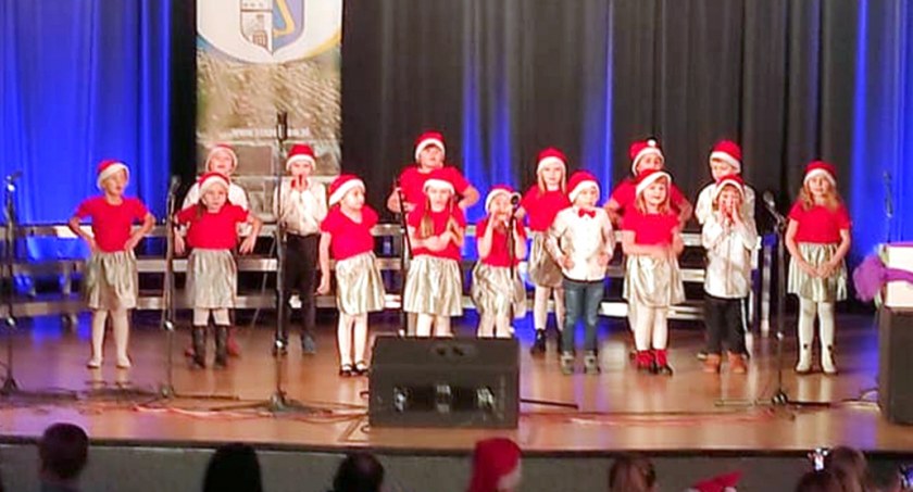 STĄPORKÓW. Koncert charytatywny Dzieci dla dzieci [GALERIA ZDJĘĆ]