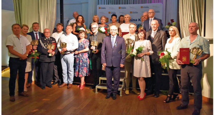 Mija rok... Informator Samorządowy Miasta i Gminy Końskie (1) 