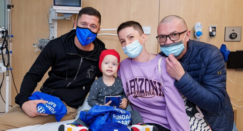 BARCELONA, KOŃSKIE. Lewandowski odwiedził Bruna w szpitalu [AKTUALIZACJA]