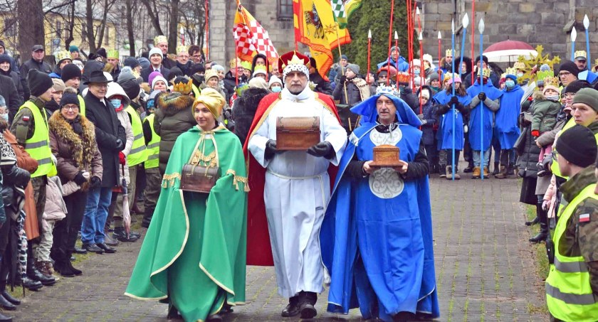 POWIAT KONECKI. Orszaki Trzech Króli na naszym terenie