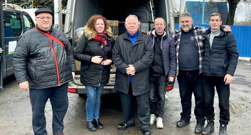 GMINA FAŁKÓW. Kolejny transport darów dla Pohrebyszcza [ZDJĘCIA]