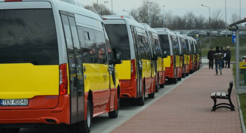Komunikacja w powiecie koneckim. Nie wożą powietrza