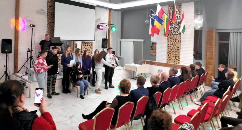 Sielpia. Młodzież z Niemiec, Węgier, Rumunii, Czech, Łotwy, Litwy i Polski...