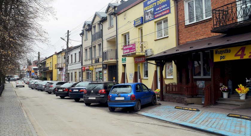 W Radoszycach przypieczętowali rozbudowę domu kultury