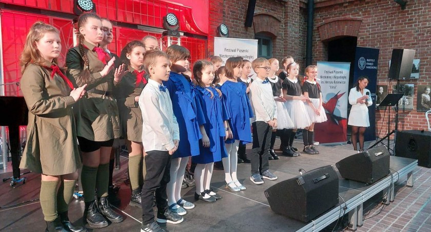 Zespół z Niekłania Wielkiego laureatem krakowskiego festiwalu [ZDJĘCIA]