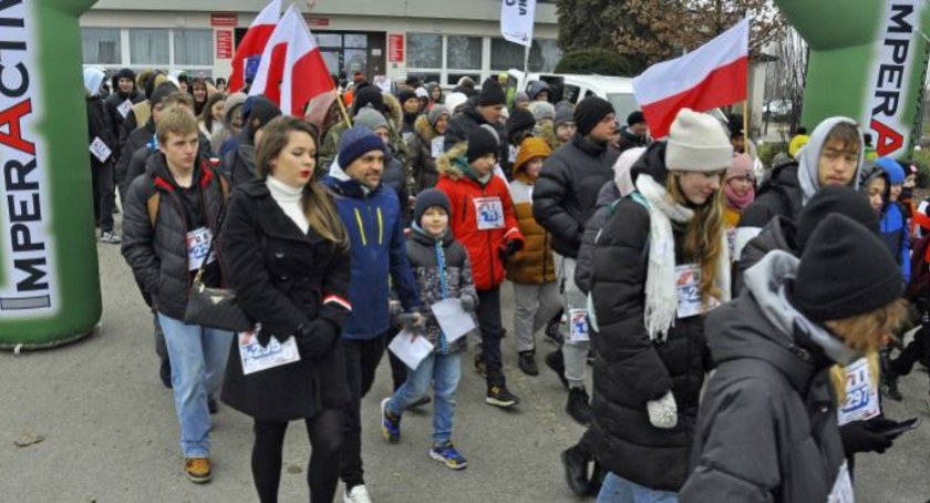 W powiecie koneckim biegali w hołdzie Wyklętym (zdjęcia)