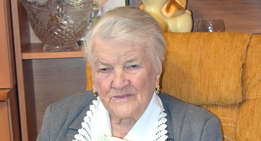 Mieszkanka Skrzyszowa w gminie Gowarczów obchodziła setne urodziny [ZDJĘCIA]