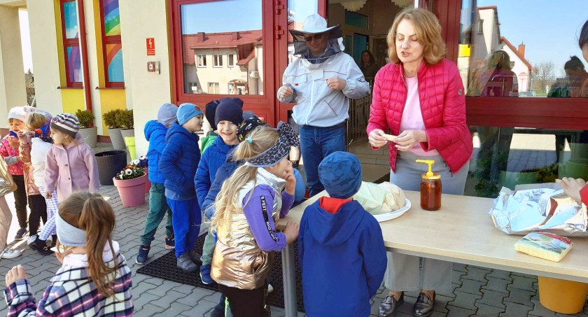 W Przedszkolu w Smykowie mieli słodkiego gościa [ZDJĘCIA]