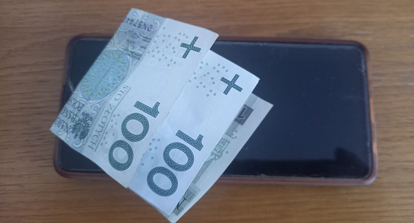 Bankowiec w Końskich upomniał się o zwrot pożyczki, której nie udzielał...