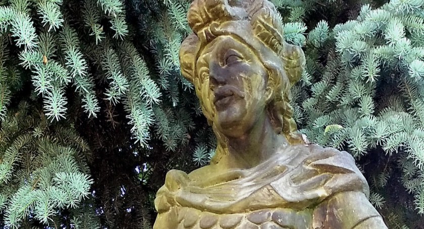 Figura świętego Floriana z Końskich do renowacji 