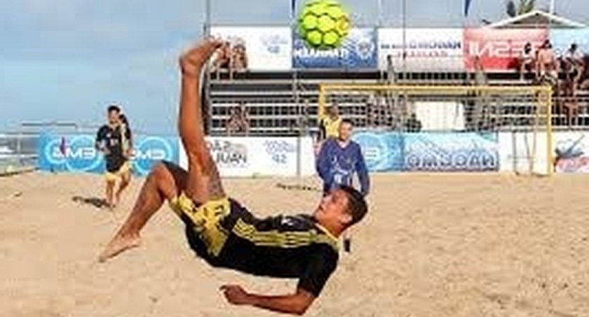 KOŃSKIE. Turnieje Beach Soccera oraz siatkonogi Fair Play