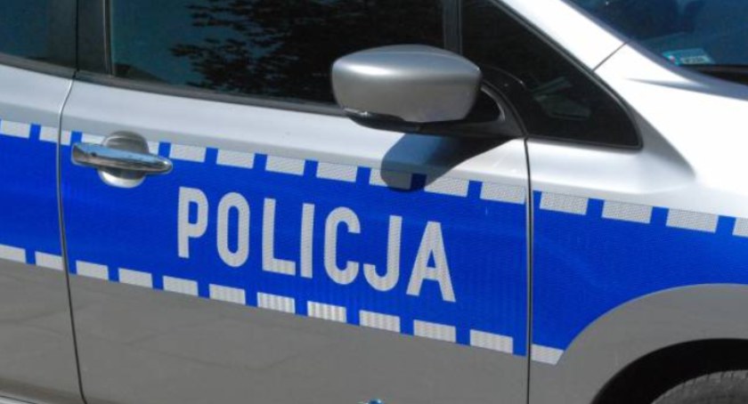 Szok! Nudysta na deptaku w Sielpi