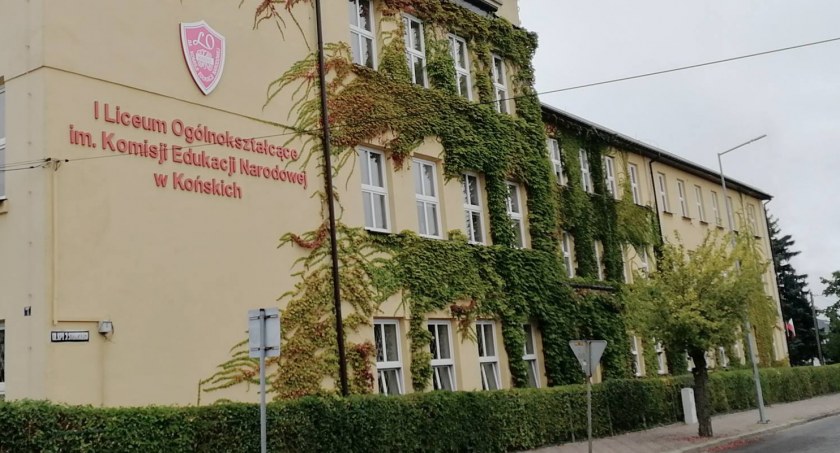 Absolwenci koneckiego I LO. Spotkanie po 60 latach!