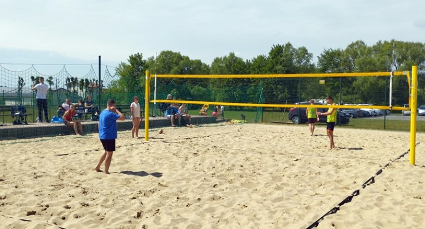 Koneckie Fair Play zaprasza na ostatni turniej siatkówki plażowej