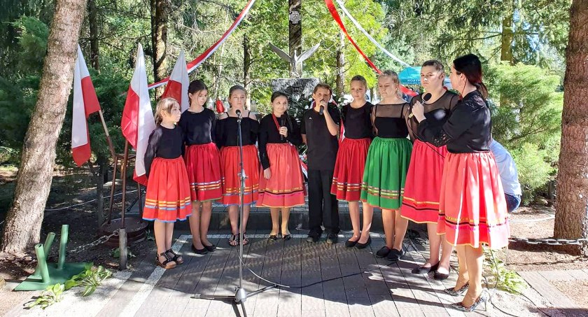 Zapraszają do gminy Smyków na uroczystości 79 rocznicy bitwy pod Trawnikami