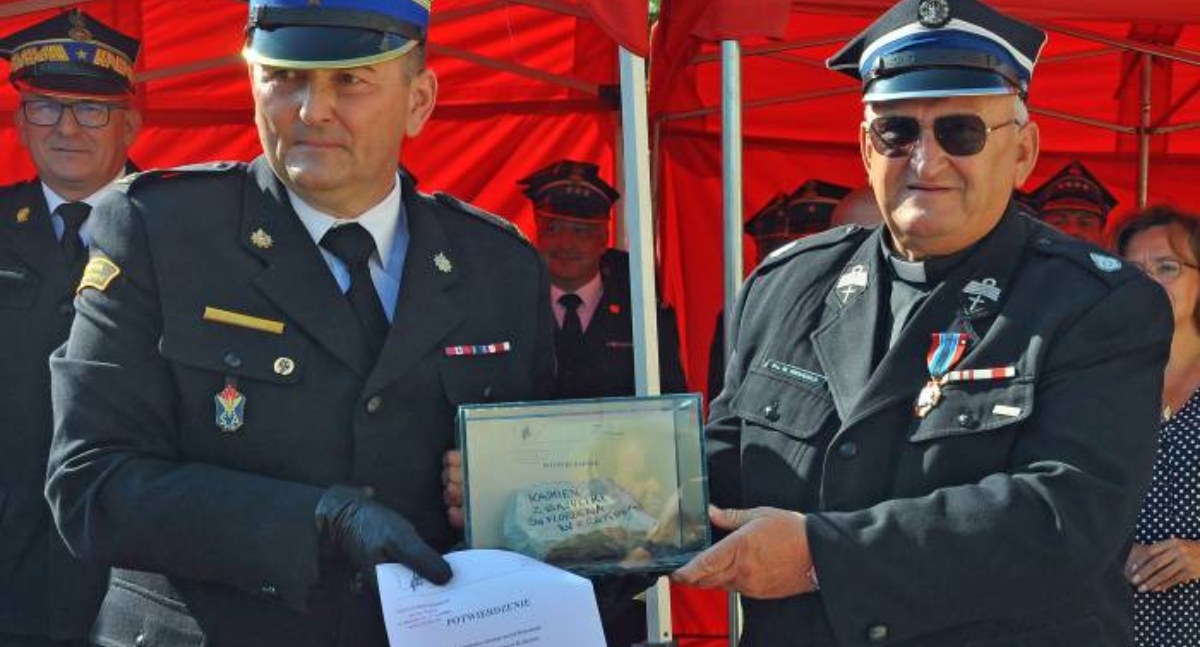 Kamień węgielny wmurowany. Rośnie strażnica w Końskich