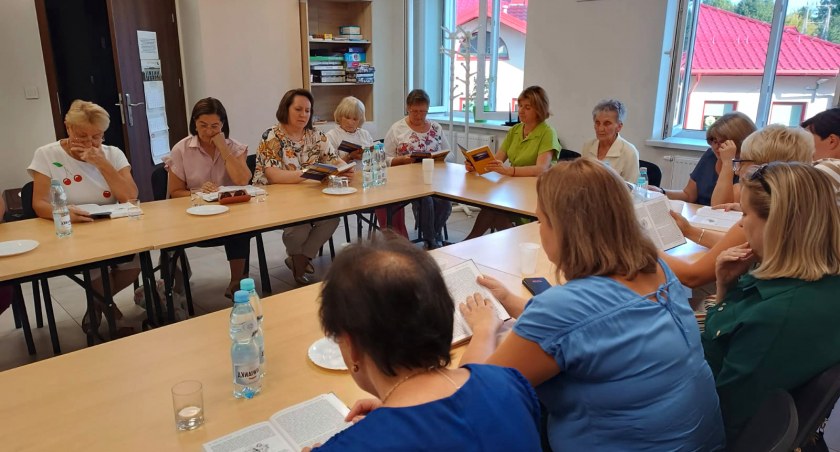 W Radoszycach włączyli się do ogólnopolskiej akcji Narodowego Czytania