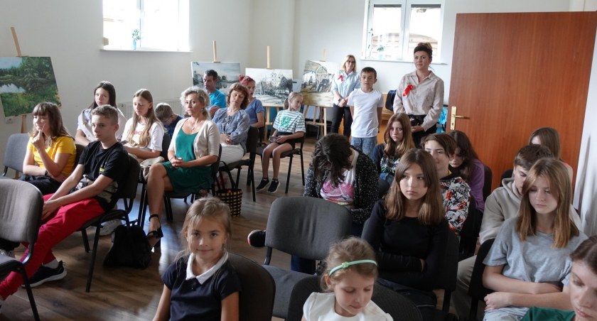 W Gowarczowie czytali Nad Niemnem i nagrodzili najlepszych czytelników