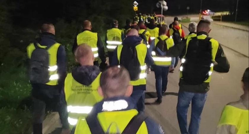 POWIAT KONECKI. Ziemskie Archanioły doszły do Sanktuarium w Czarnej