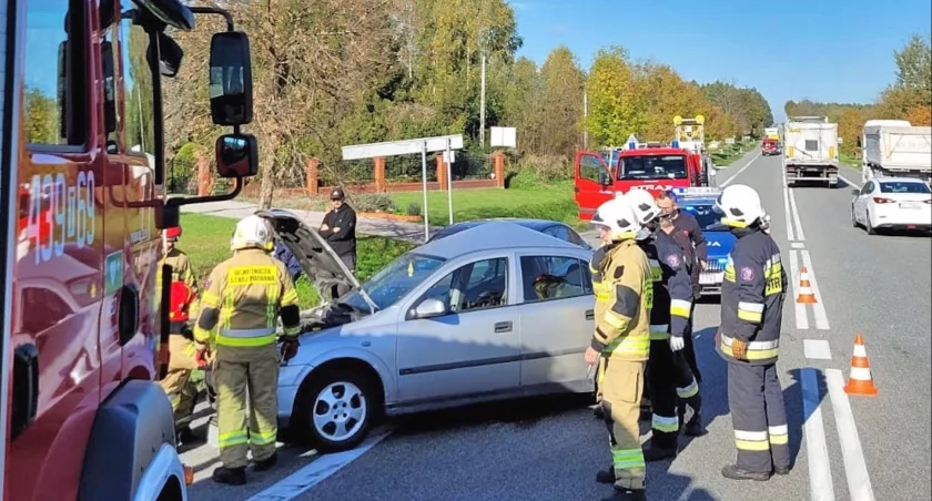 Kolizja trzech samochodów w Smykowie