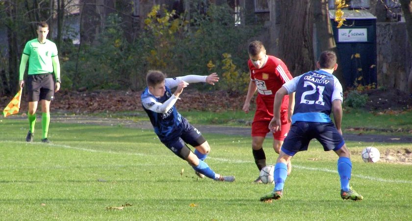 POWIAT KONECKI. Weekend z futbolem i drużynami z konecczyzny [AKTUALIZACJA]