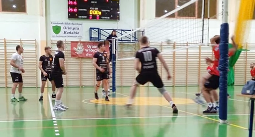 Fair Play Końskie nadal niepokonaną drużyną w Świętokrzyskiej II Lidze Mężczyzn