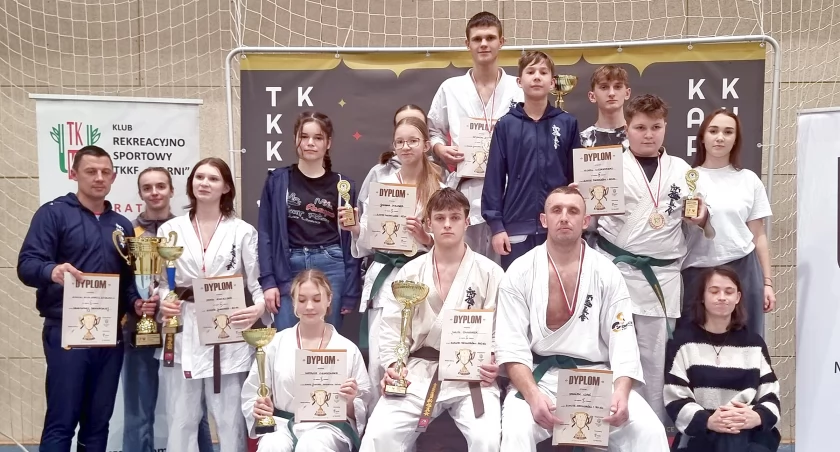 KOŃSKIE - KATOWICE. Siedem medali Pucharu Polski zawodników Koneckiego Klubu Karate Kyokushin