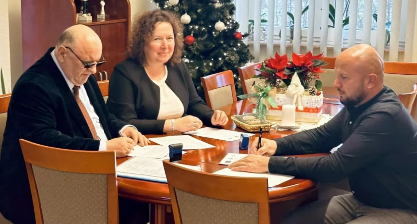 GMINA FAŁKÓW. Mieszkańcy Starzechowic też mają swój świąteczny prezent